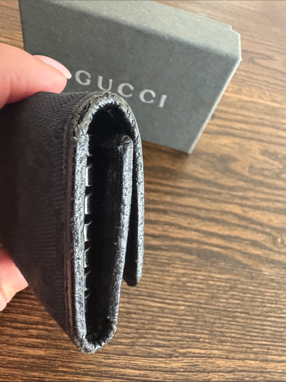 GUCCI Black Canvas GG Leather Trifold Key Holder w/ Box - Picture 5 of 9